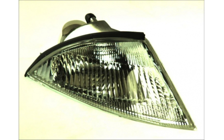 Поворот Mitsubishi Carisma