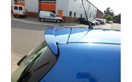 Спойлер Toyota Yaris