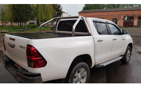 Подножки Toyota Hilux