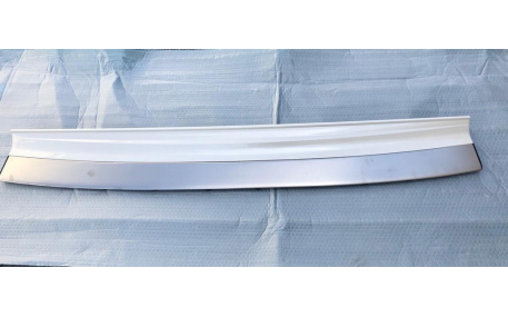 Накладка на задний бампер Lexus LX570