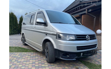 Накладка передняя Volkswagen T5