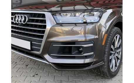 Накладка передняя Audi Q7