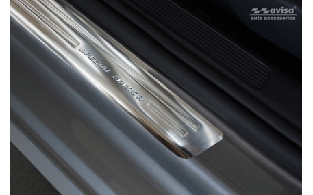 Накладки на пороги Volkswagen Golf Sportsvan