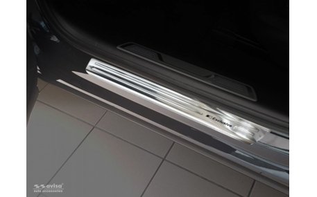 Накладки на пороги Volkswagen Touareg