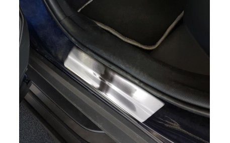 Накладки на пороги Toyota RAV4