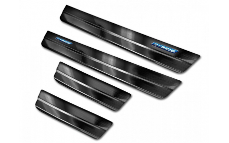 Накладки на пороги Toyota RAV4