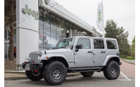 Бампер передний Jeep Wrangler JK
