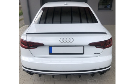 Накладка задняя Audi A4 B9 2016-2019