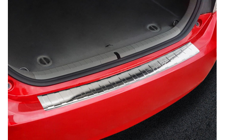 Накладка на задний бампер Toyota Prius