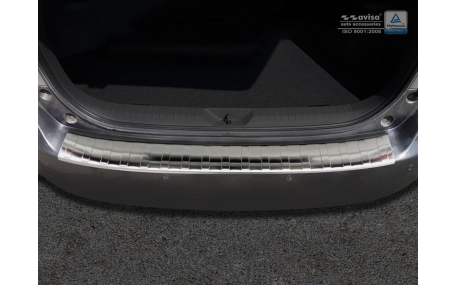 Накладка на задний бампер Toyota Prius Plus