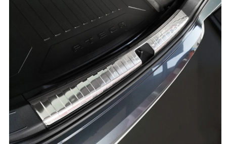 Накладка на задний бампер Seat Ateca