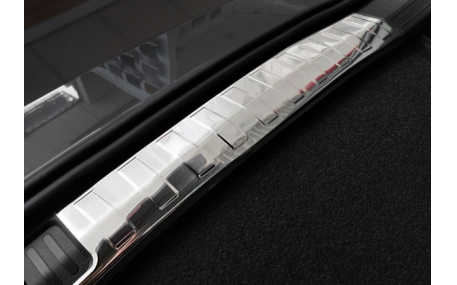 Накладка на задний бампер Volkswagen Tiguan