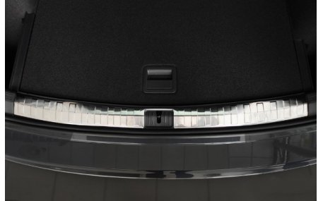 Накладка на задний бампер Volkswagen Tiguan
