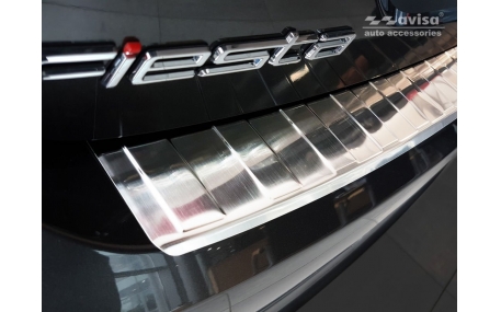 Накладка на задний бампер Ford Fiesta