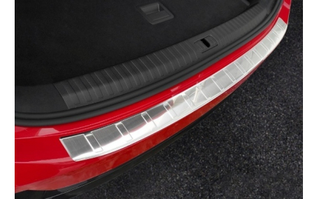 Накладка на задний бампер Audi Q3