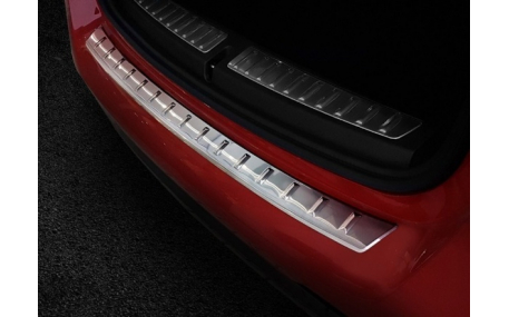 Накладка на задний бампер BMW 1 (F40)