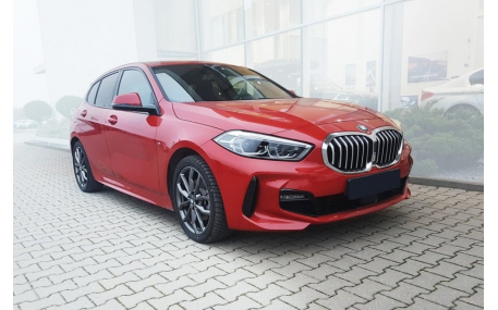 Накладка на задний бампер BMW 1 (F40)