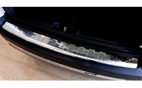 Накладка на задний бампер Jeep Cherokee