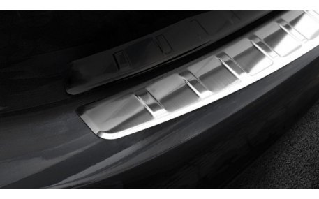 Накладка на задний бампер Mercedes C-class W205