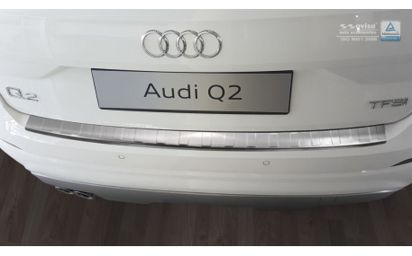 Накладка на задний бампер Audi Q2