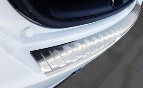 Накладка на задний бампер Hyundai i30