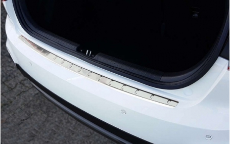 Накладка на задний бампер Hyundai i20