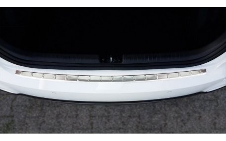 Накладка на задний бампер Hyundai i20