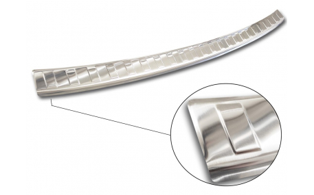 Накладка на задний бампер Mitsubishi Outlander XL