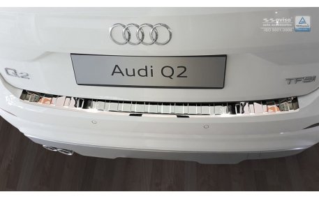 Накладка на задний бампер Audi Q2