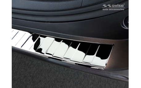 Накладка на задний бампер Toyota RAV4