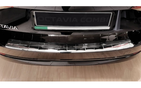 Накладка на задний бампер Skoda Octavia A8