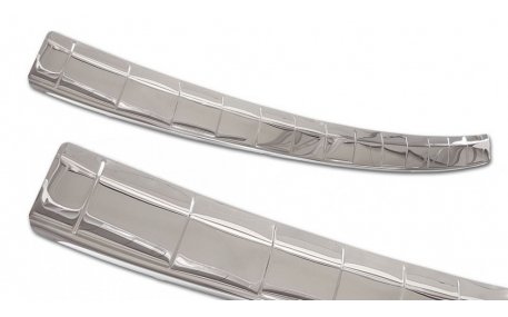 Накладка на задний бампер Skoda Octavia A8