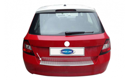 Накладка на задний бампер Skoda Fabia