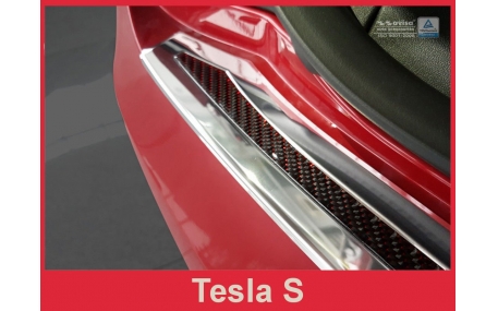 Накладка на задний бампер Tesla Model S