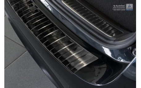 Накладка на задний бампер Toyota Avensis