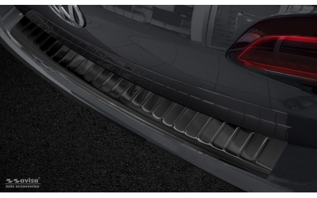 Накладка на задний бампер Volkswagen Golf 7