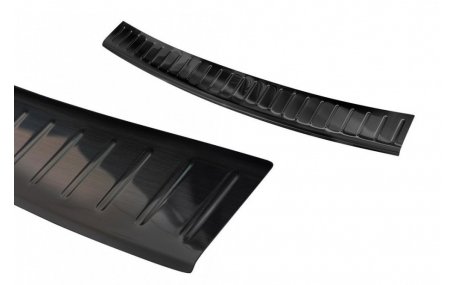 Накладка на задний бампер Volkswagen Golf 7