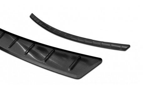 Накладка на задний бампер Mercedes C-class W205