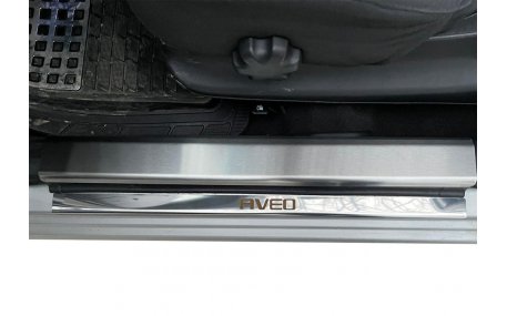 Накладки на пороги Chevrolet Aveo