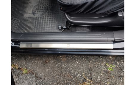 Накладки на пороги Chevrolet Aveo