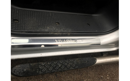 Накладки на пороги Opel Vivaro