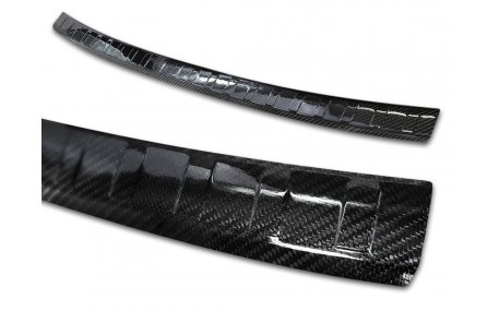 Накладка на задний бампер Toyota RAV4