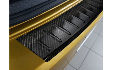 Накладка на задний бампер Volkswagen Golf 7