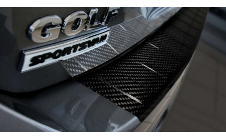 Накладка на задний бампер Volkswagen Golf 7