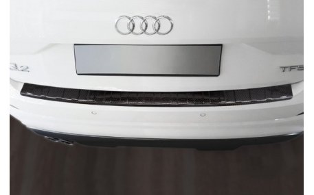 Накладка на задний бампер Audi Q2