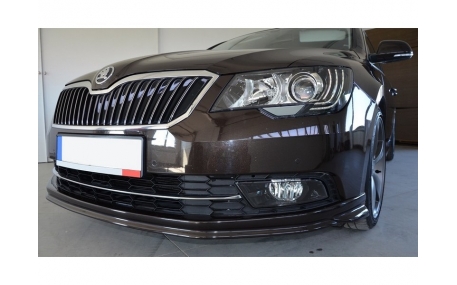Накладка передняя Skoda Superb