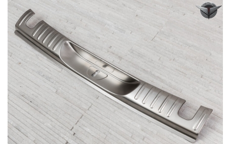 Накладка на задний бампер Jeep Cherokee