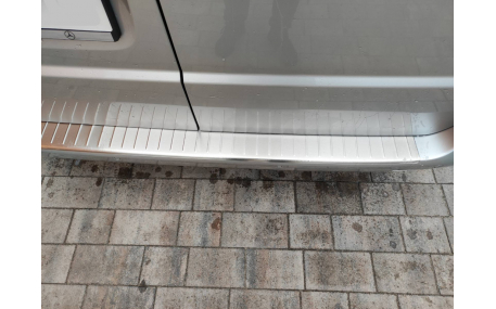 Накладка на задний бампер Mercedes Vito W447