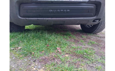 Зимняя накладка на решетку Renault Duster