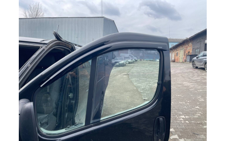 Дефлекторы окон Opel Vivaro